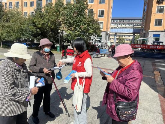 勝利街道民和社區(qū)開展宣傳活動 勝利街道民和社區(qū)開展宣傳活動